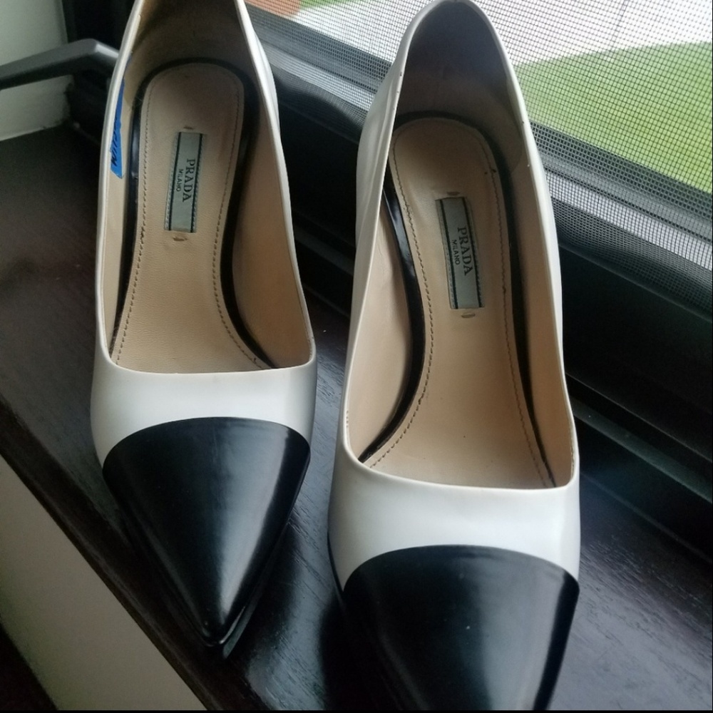 PradaBi-Color Cap-Toe Platform Pump. White/Black